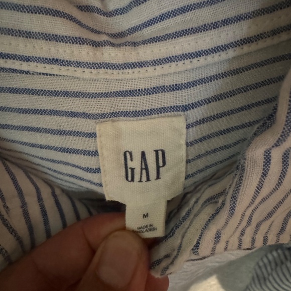 **4 for $20** Gap Button Ups - Picture 4 of 7